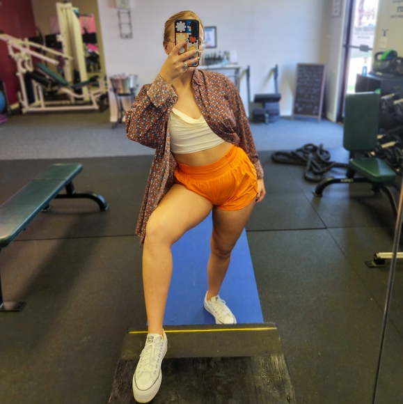 Balance Athletica / Vitality Oasis Breeze Shorts in Mango - Picture 9 of 9